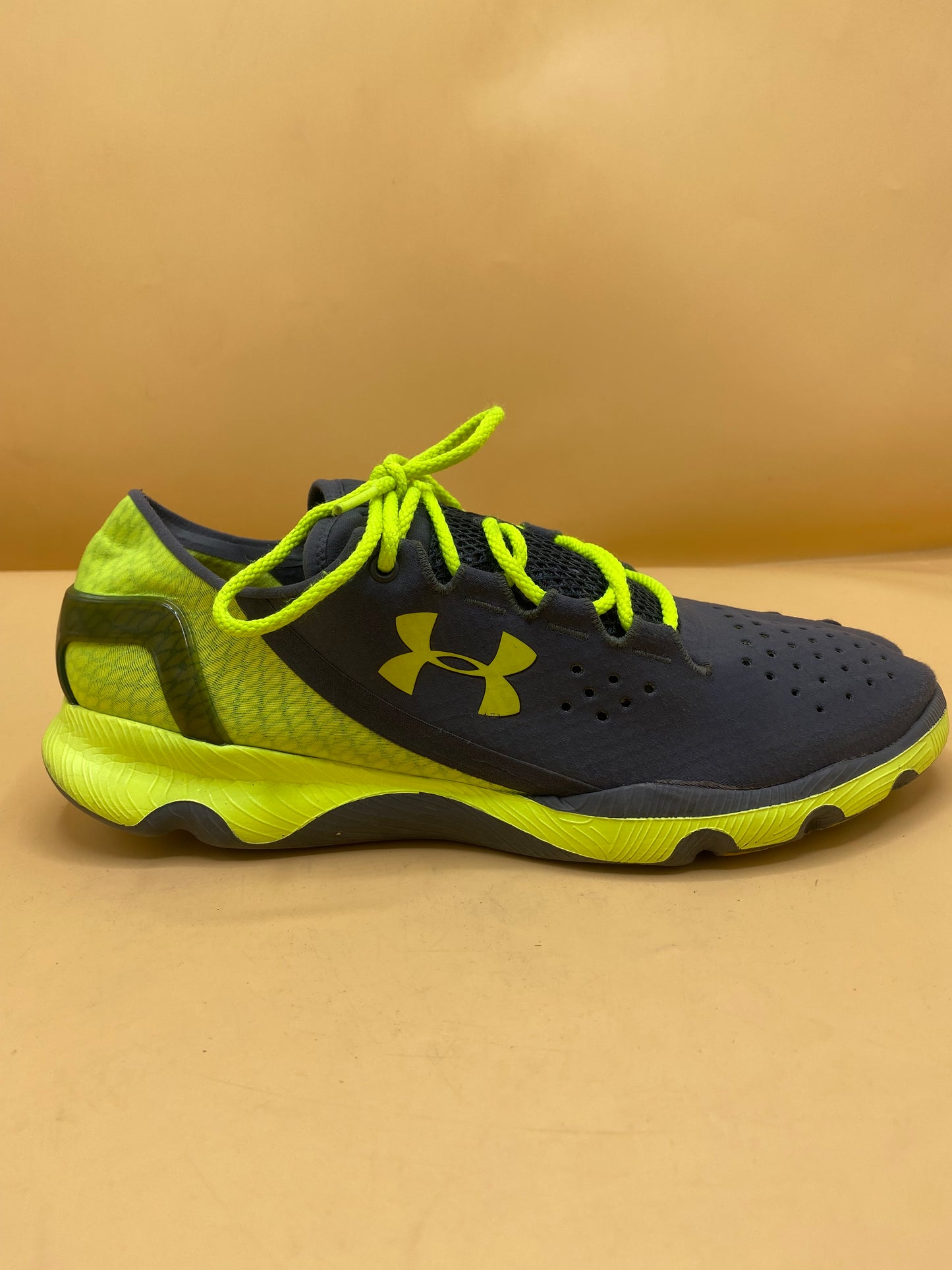 Under Armour Speedform Apollo