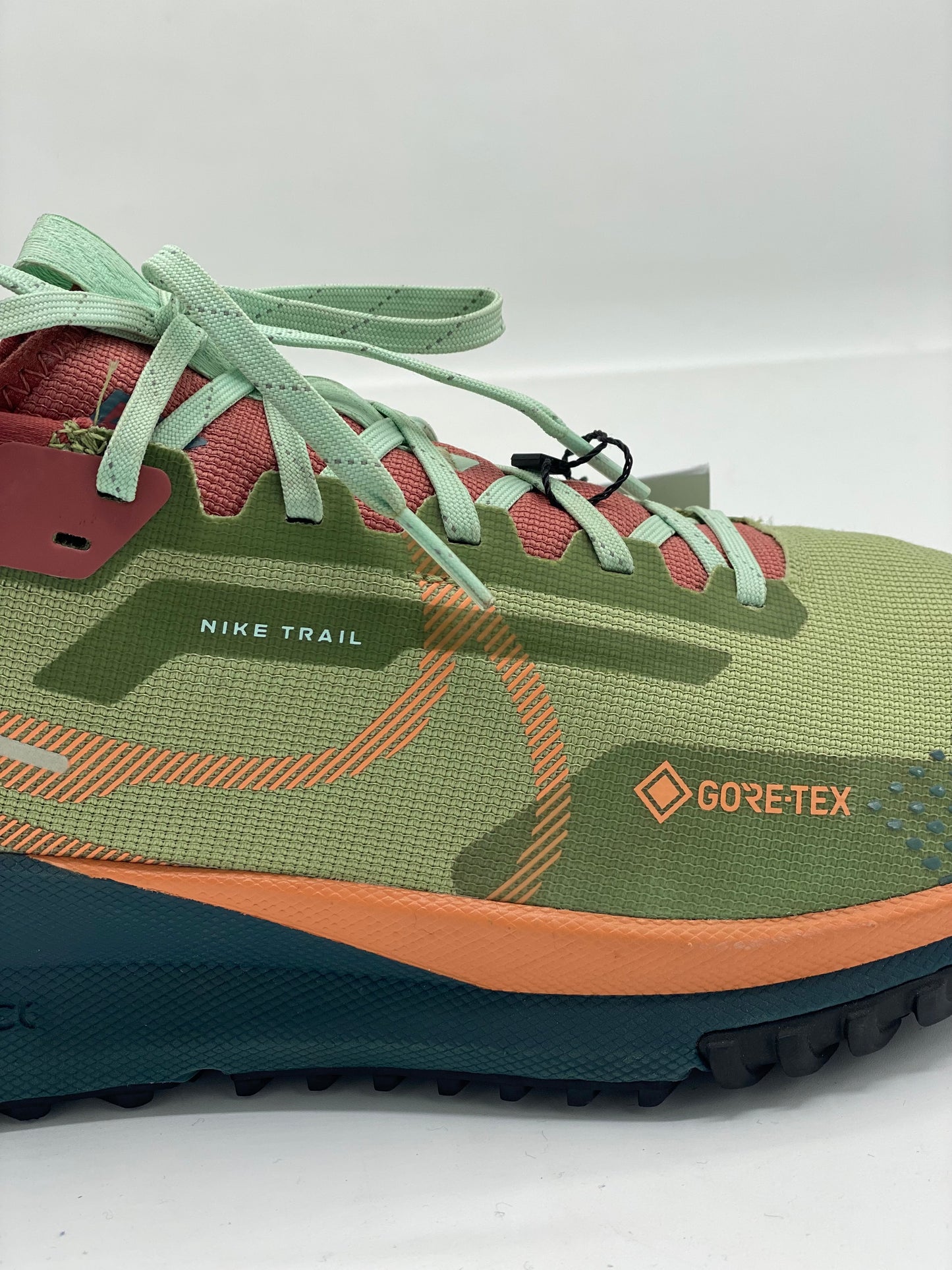 NIKE Running shoes React Pegasus Trail 4 Gore-Tex W DJ7929-300 brown green