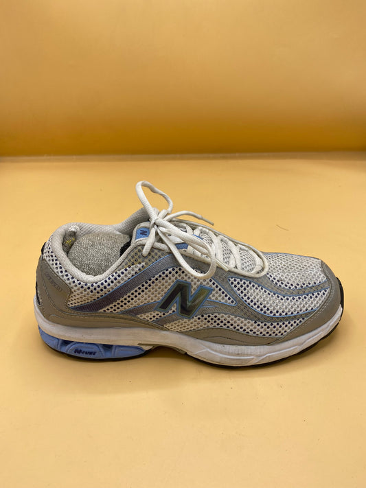 NEW BALANCE RUNNING SHOES