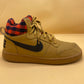 Nike Court Borough Premium