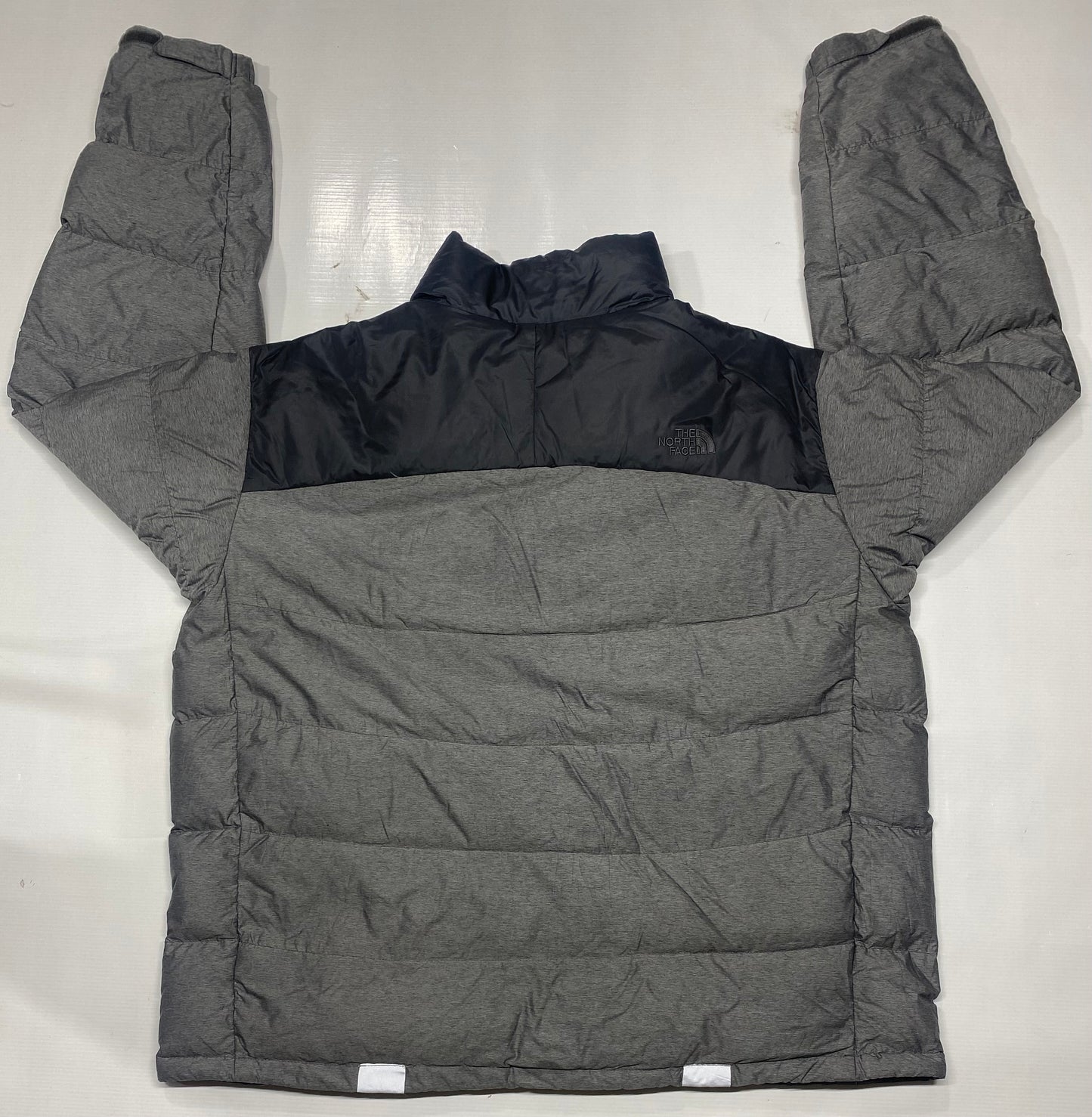 The North Face Puffer Jacket In Grey Men's Winter Down