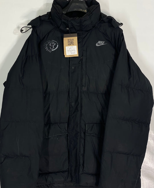 NIKE(Men's winter jacket MANTO System black)