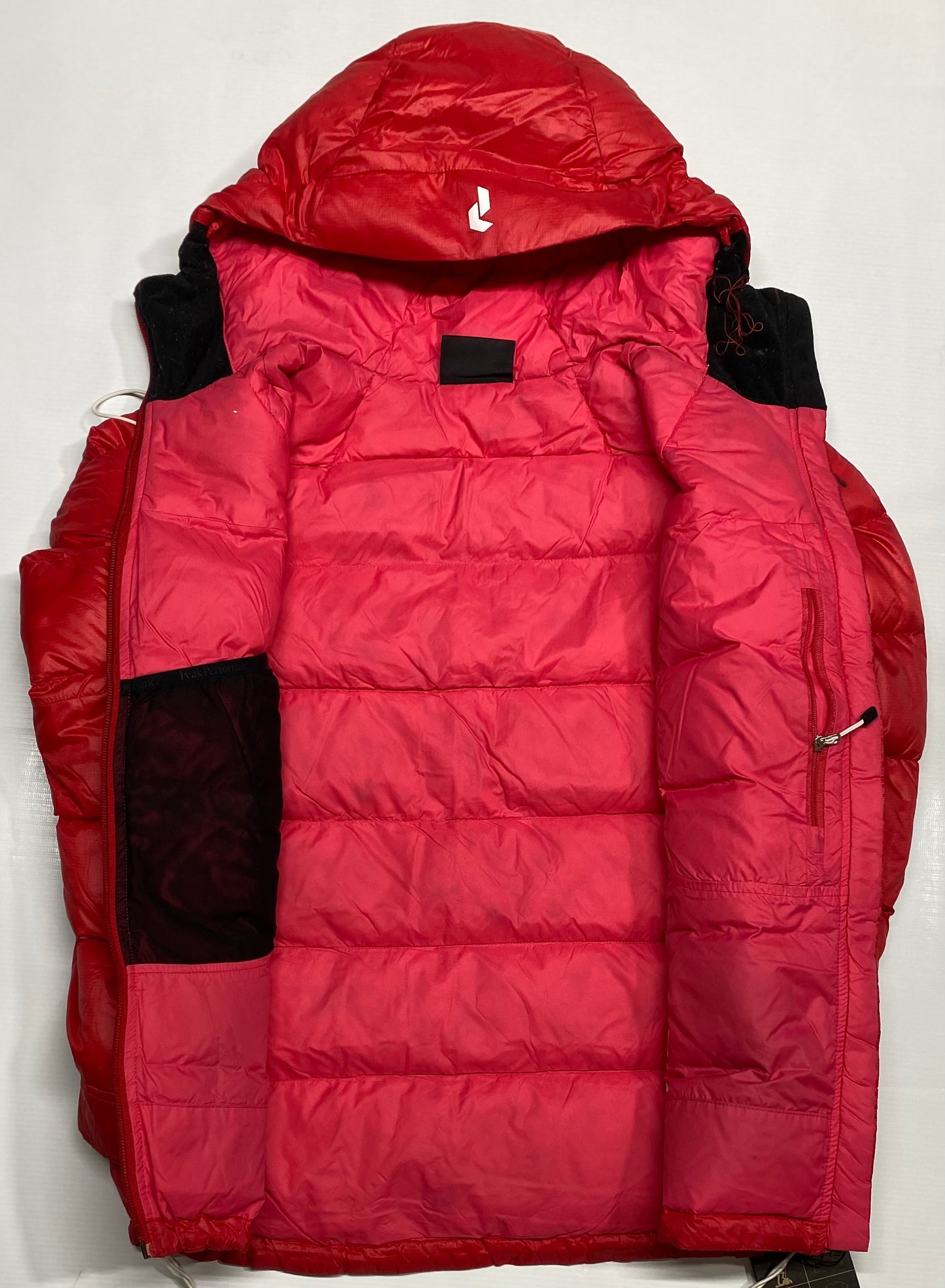 Peak-Performance Red Puffer Jacket