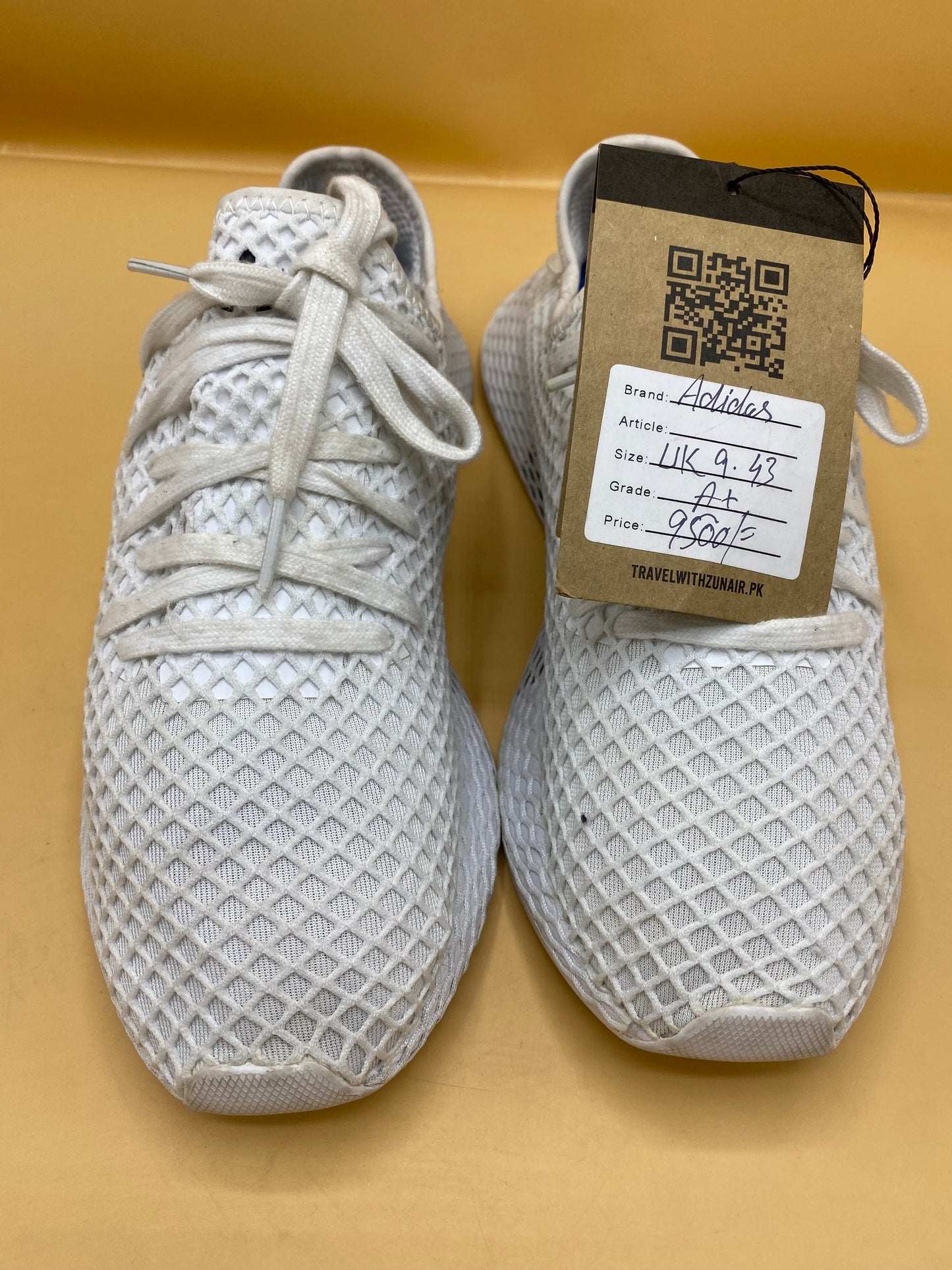 Adidas Running Shoes White Deerupt Sneakers