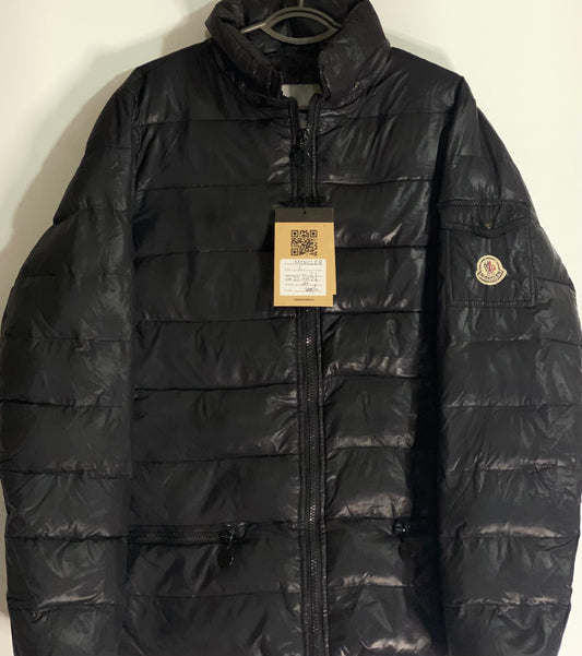 Monceller Black Men Puffer jacket