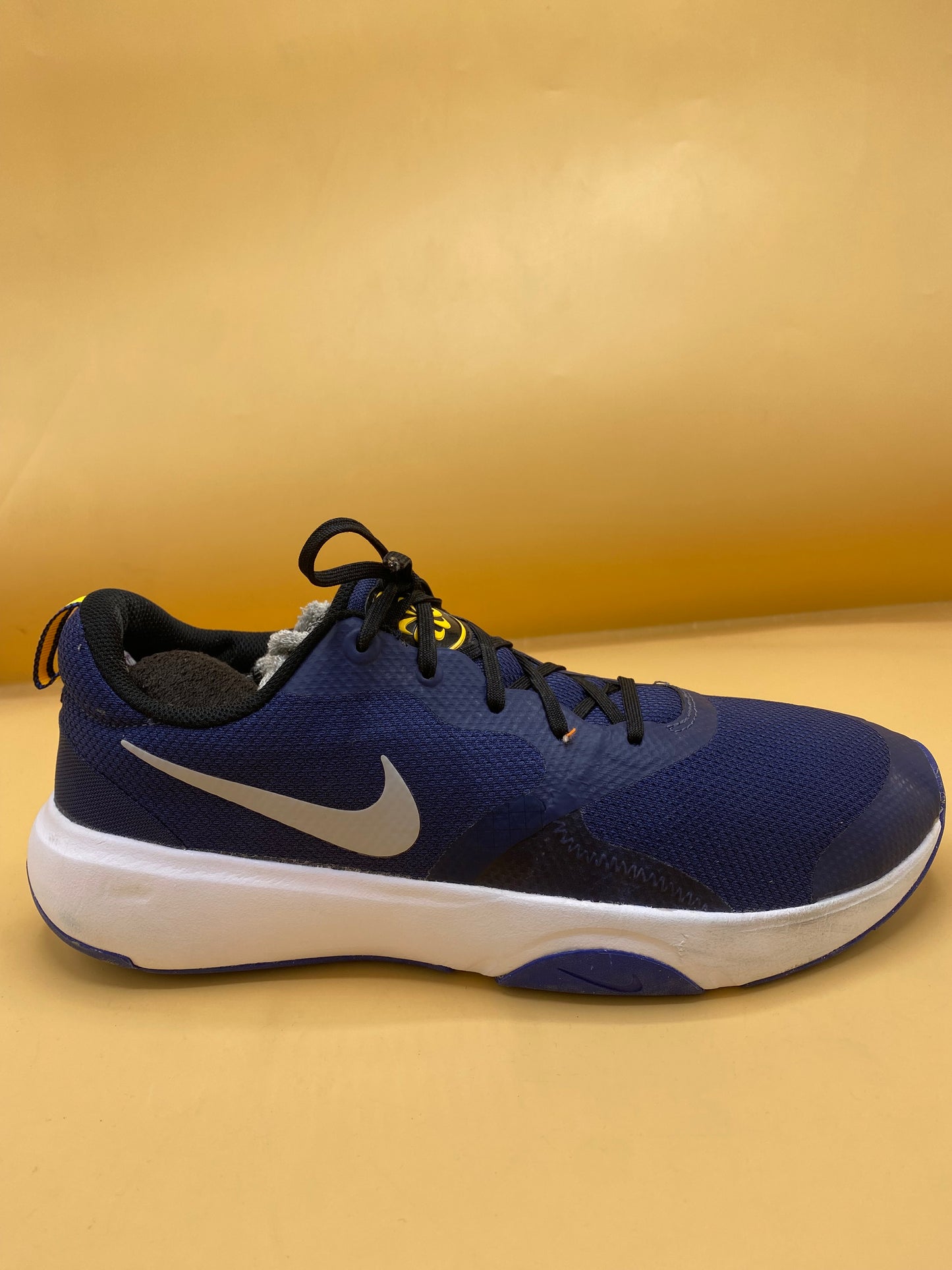 NIKE Men's City Rep Sneakers