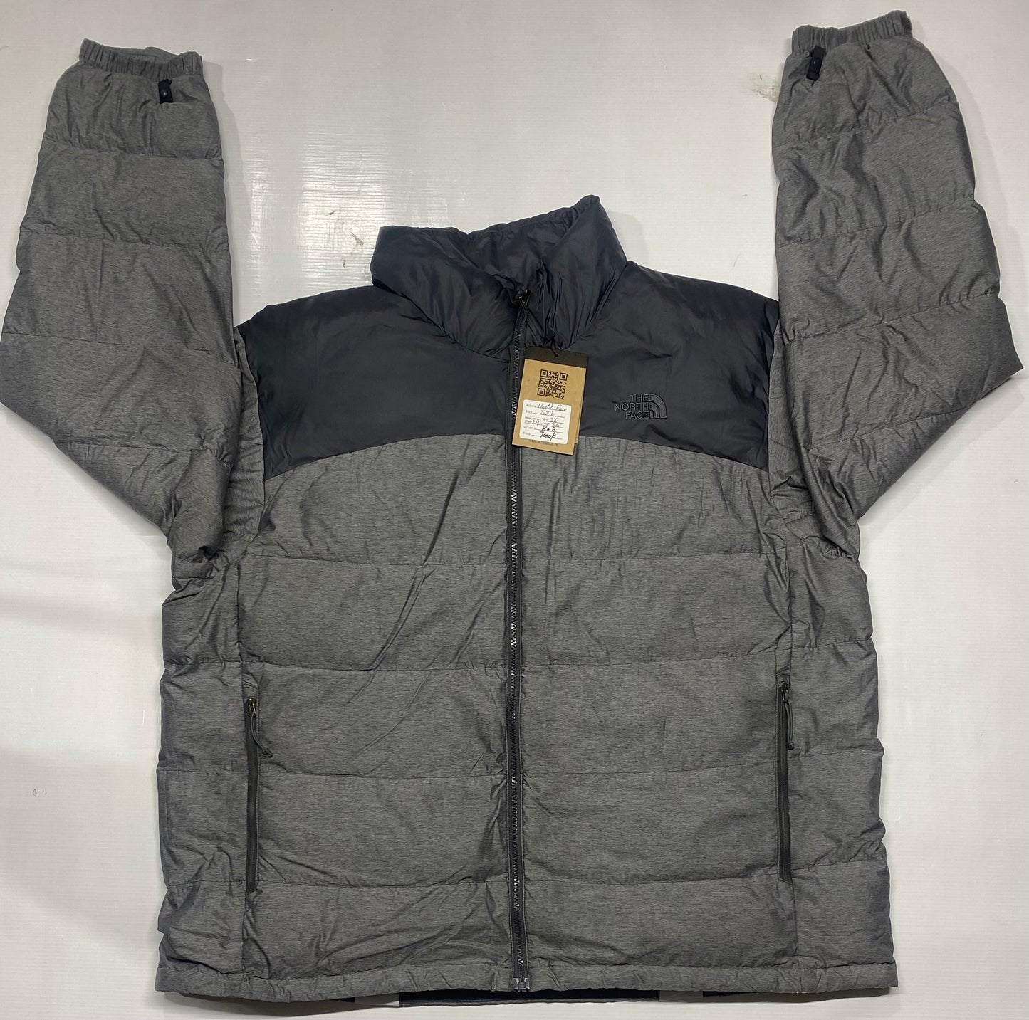 The North Face Puffer Jacket In Grey Men's Winter Down