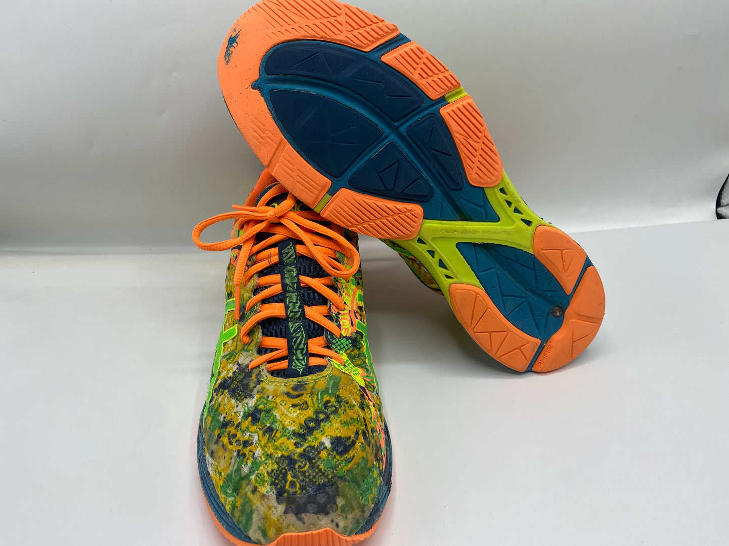 ASICS Mens Gel Noosa Tri  Yellow/Green/Ocean)