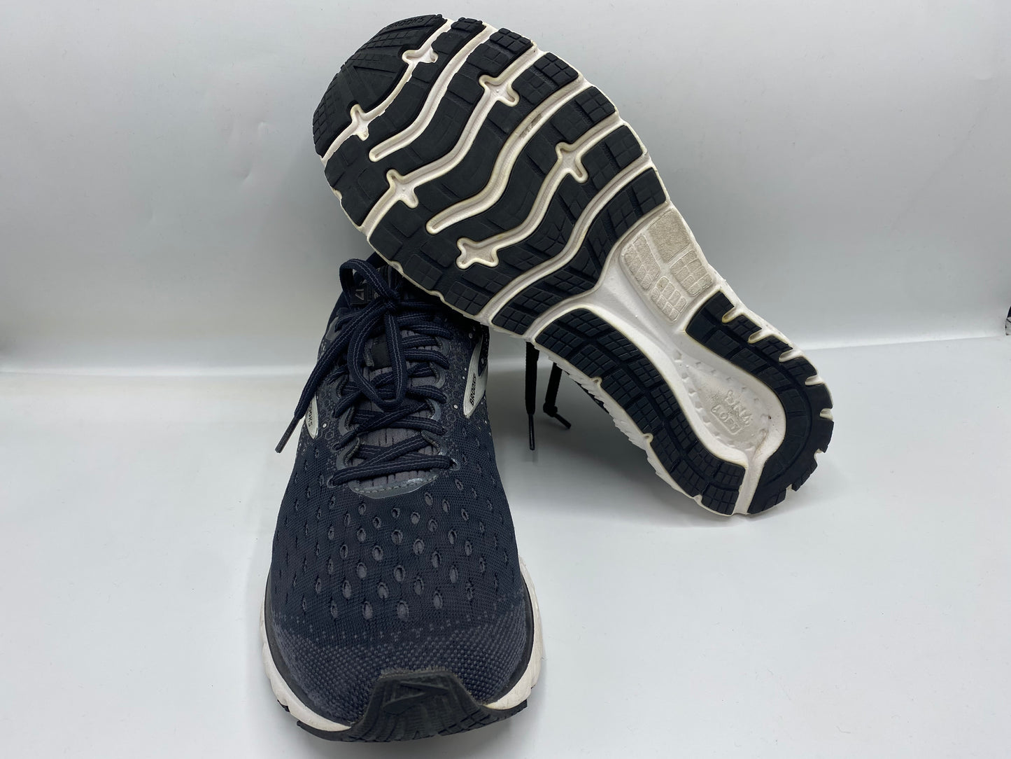 BROOKS GLYCERIN 17 BLACK WHITE, TRACTION