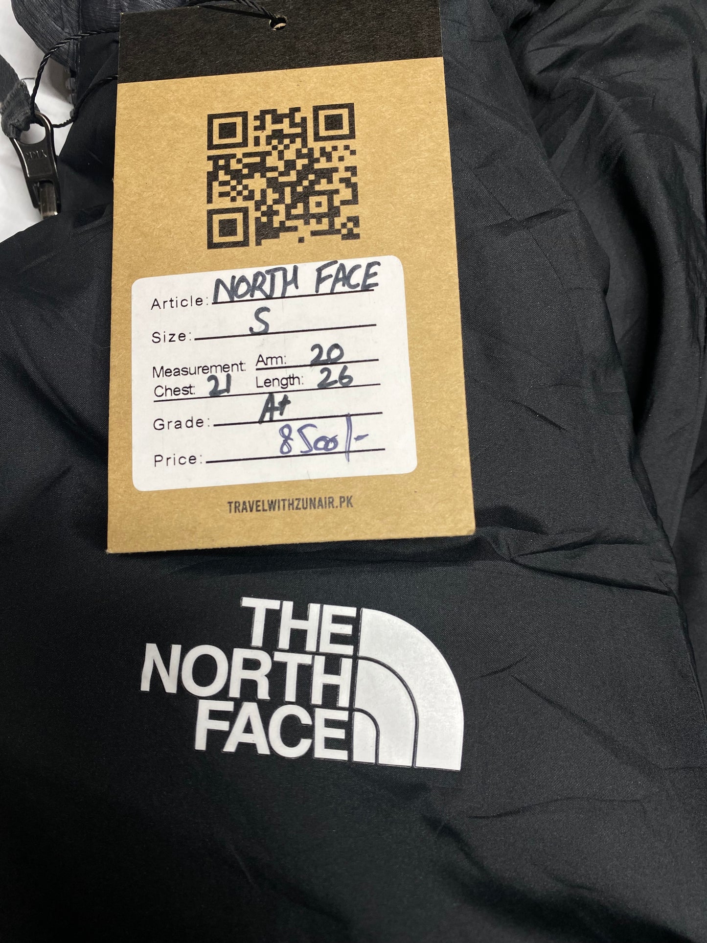 THE NORTH FACE Boys' Hyalite Down Jacket