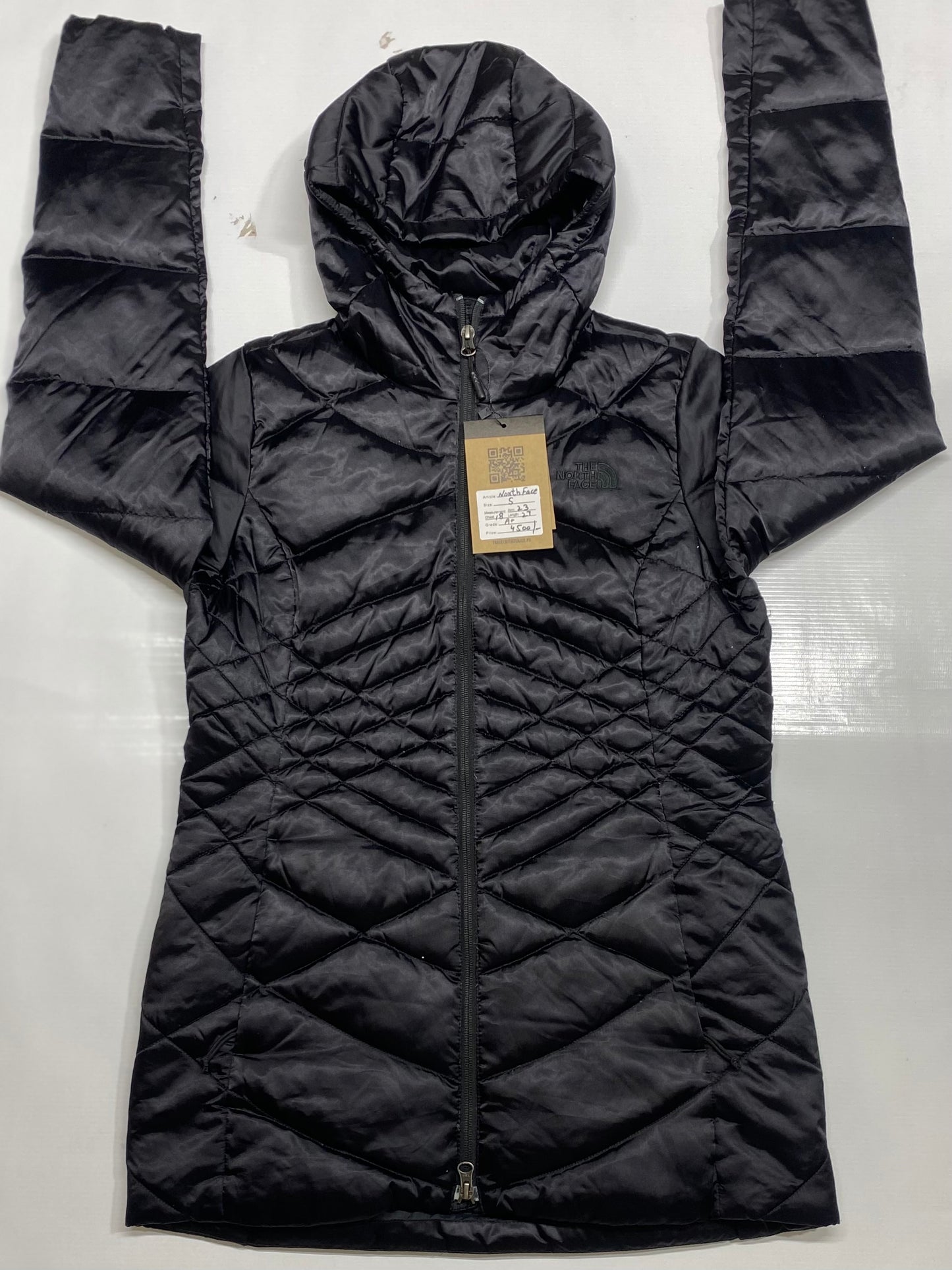 The North Face Aconcagua Parka Black Hooded Puffer Jacket