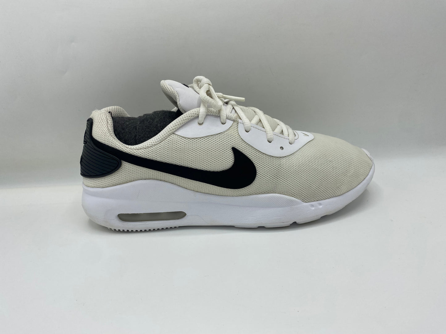 Nike Air Max Oketo