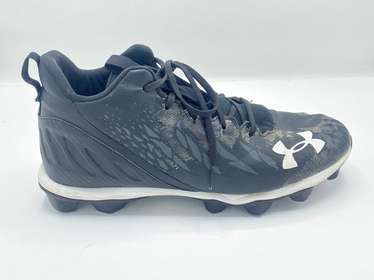 Under Armour ' Spotlight Franchise RM Jr. Football Cleats Black