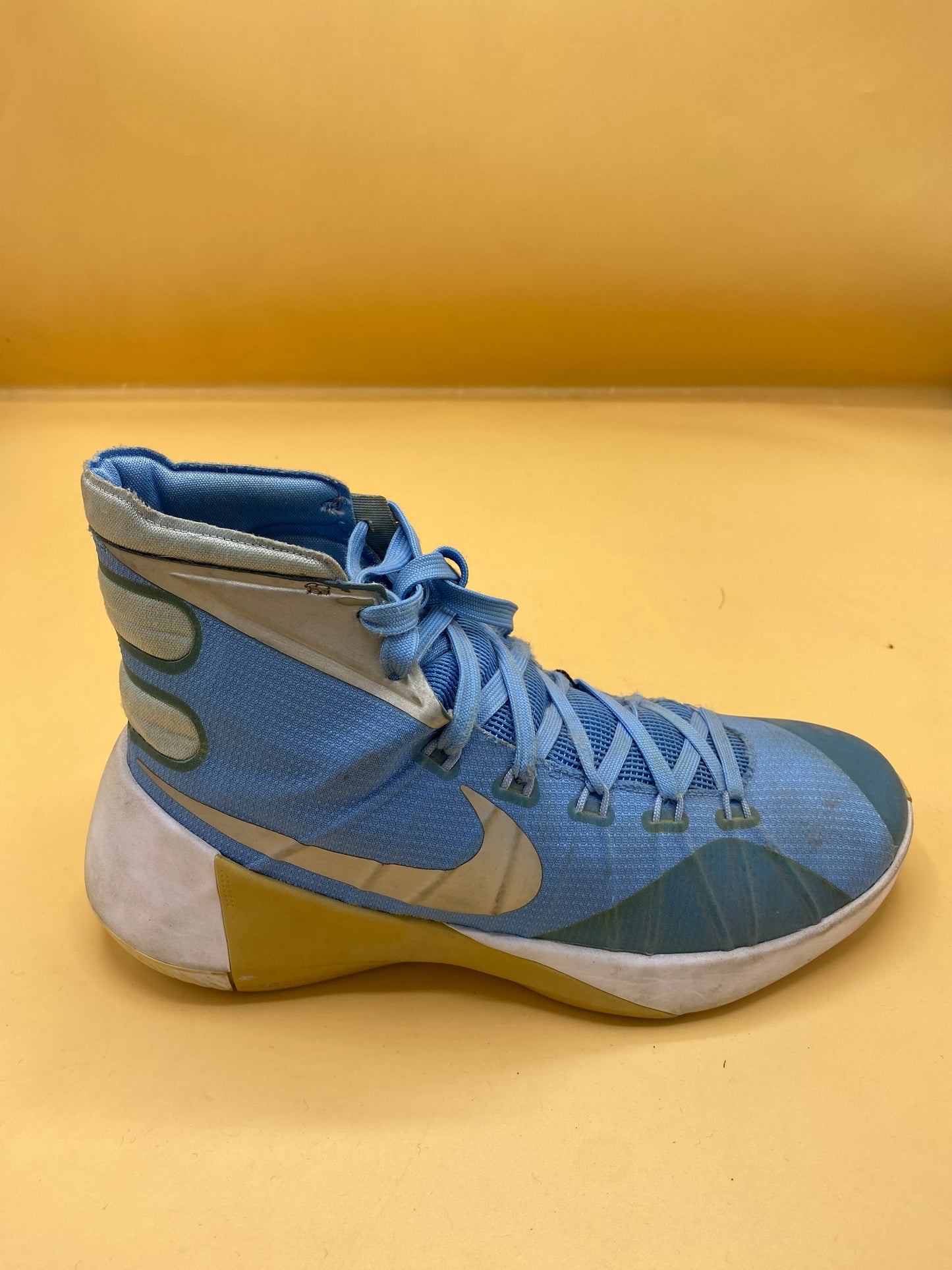 Nike Hyperdunk Mens Basketball Shoe