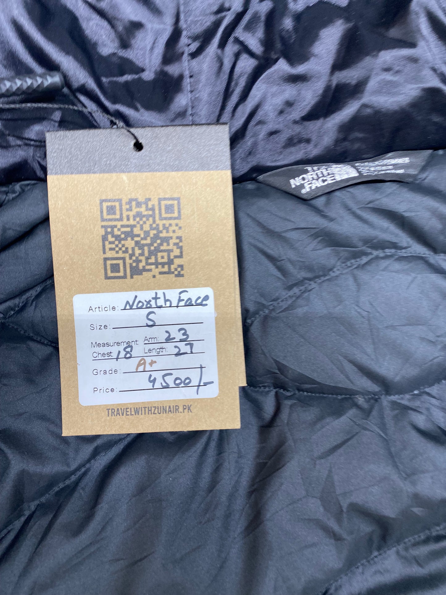 The North Face Aconcagua Parka Black Hooded Puffer Jacket