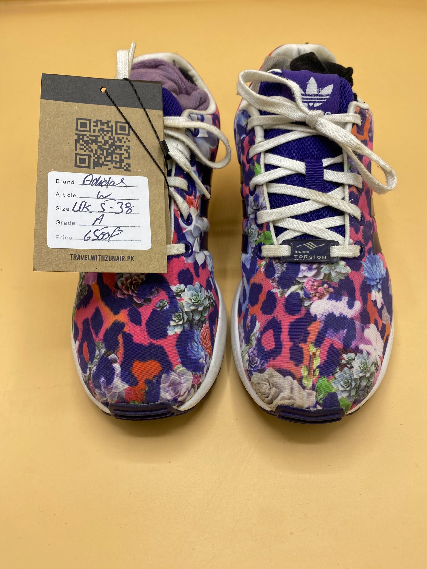 Adidas Torsion Size 5 Floral