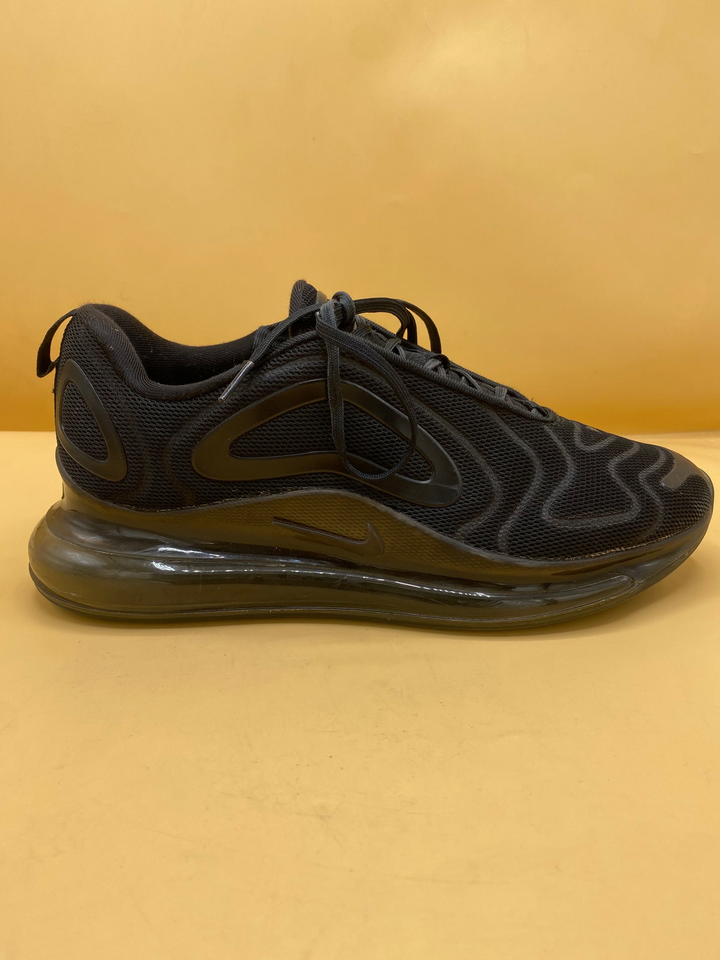 Nike Air Max 720 Men's Track & Field Shoes